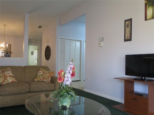 Building Photo - 2806 Club Cortile Cir