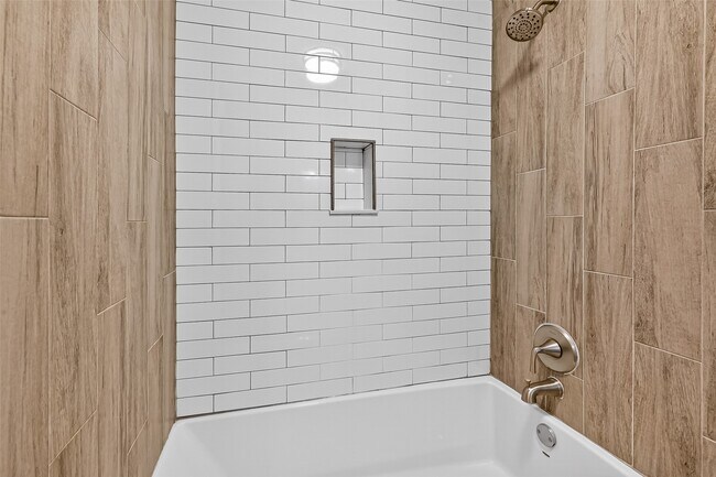 Building Photo - 1114 Briarmead Dr