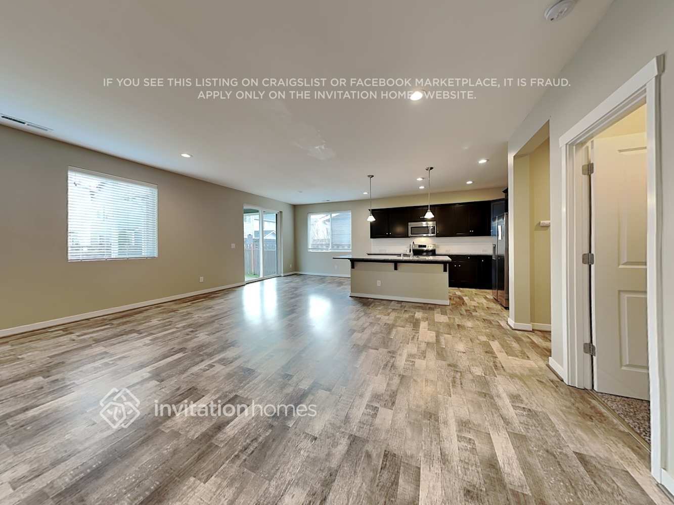 Building Photo - 9084 Aster St SE