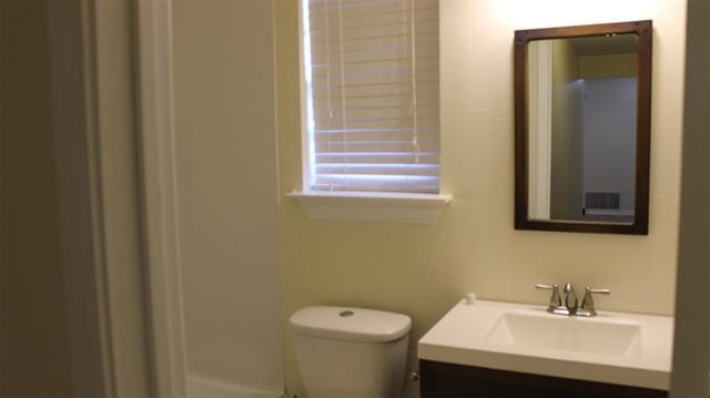 Building Photo - 3202 Burgandy Dr