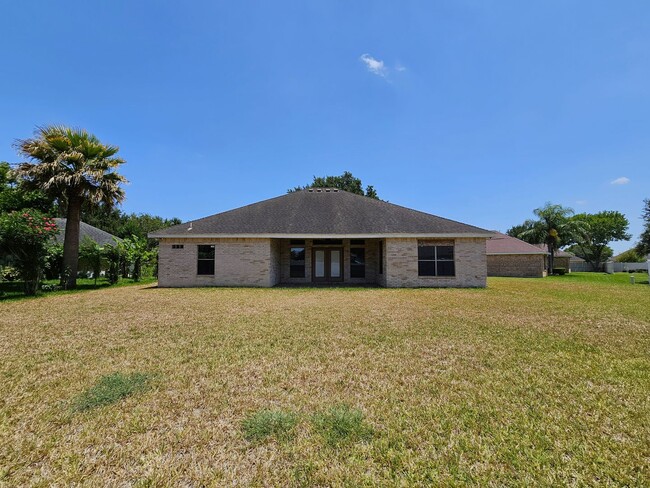 Building Photo - 5618 Ironwood Ct