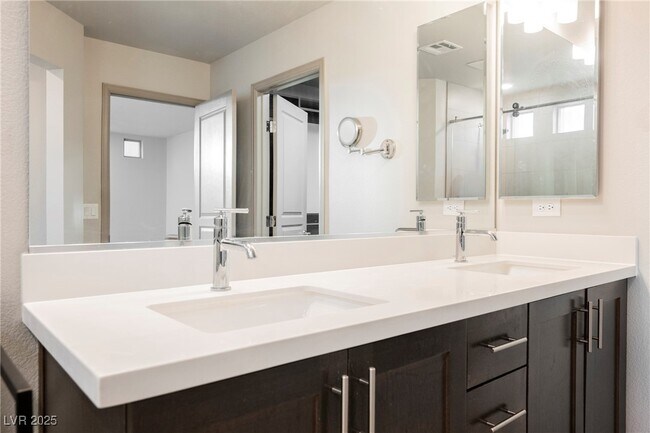 Building Photo - 8081 Misty Canyon Ave