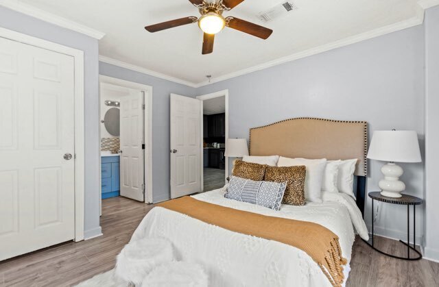 Building Photo - beautifully remodeled 4-bedroom, 2-bathroo...