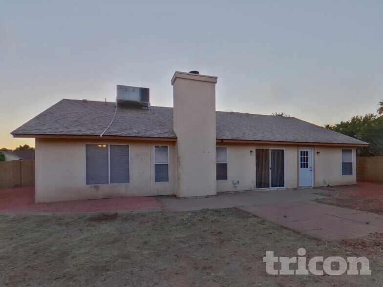 Building Photo - 1313 N Avoca