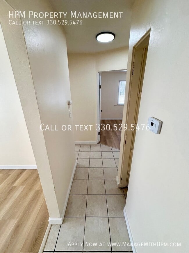 Building Photo - 1166 Tonawanda Ave