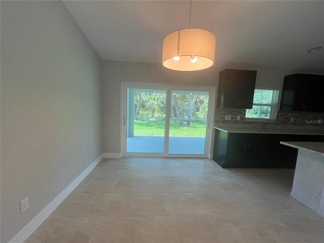 Building Photo - 4895 Las Almanos Ave