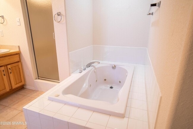 Building Photo - 3916 Tiger Woods Dr