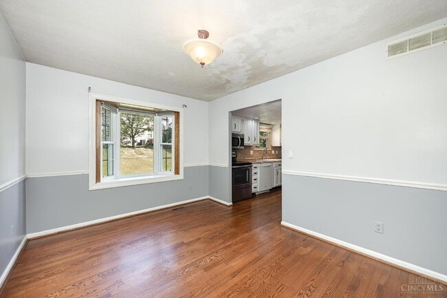 Building Photo - 5084 Francisvalley Ct