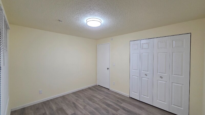 Building Photo - 13543 SW 64th Ave