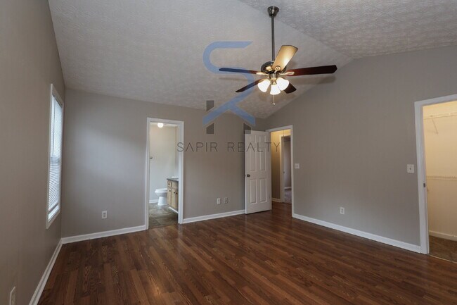 Building Photo - Move in before October 15th and get a $250...
