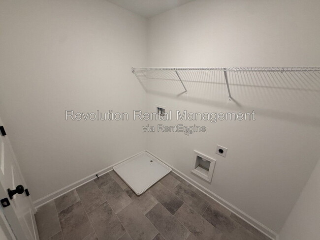 Building Photo - 32 Nickel Dr