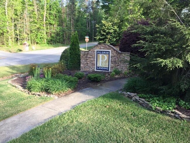 Building Photo - 3840 Pilgrim Mill Rd