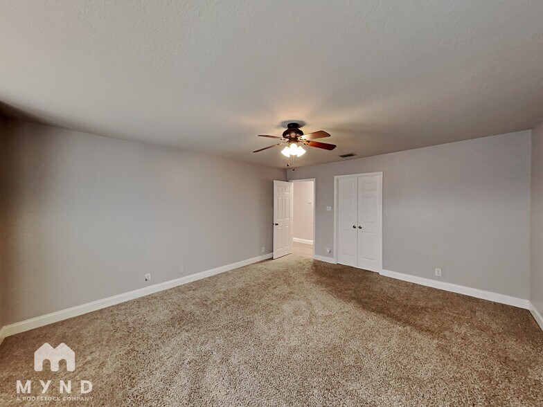 Building Photo - 7119 Capricorn Way