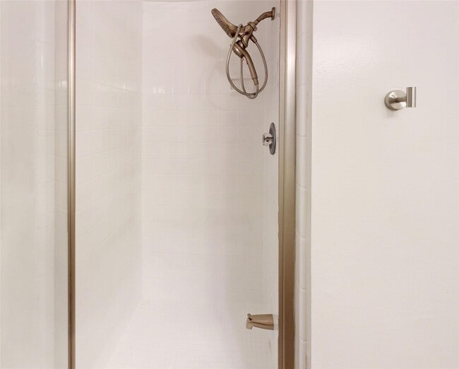 Building Photo - 14147 Misty Meadow Ln