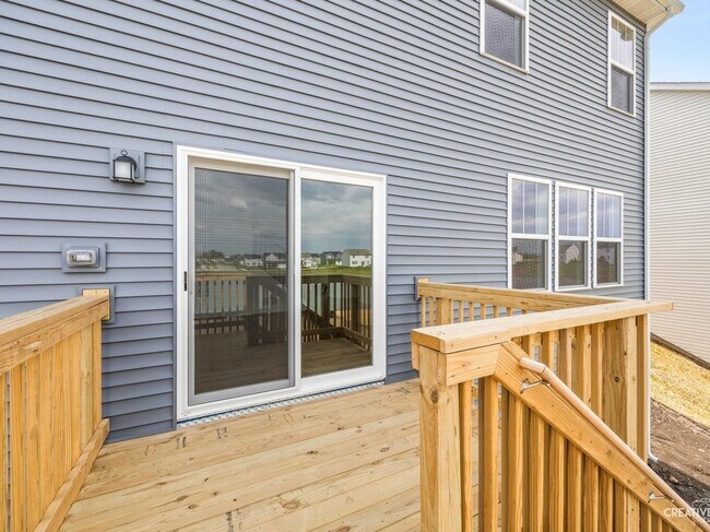 Building Photo - 421 Hathaway Ln