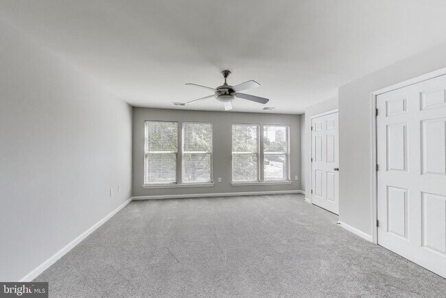 Building Photo - 645 Diamondback Dr