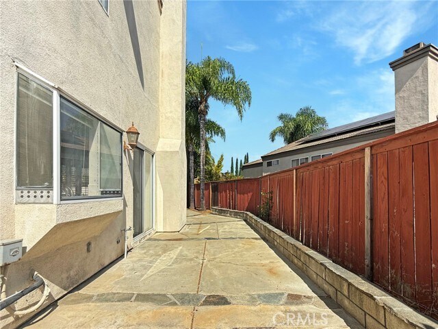 Building Photo - 6327 Gladiola Cir