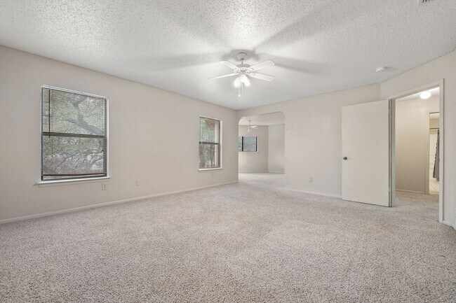 Building Photo - Large Open Floor Plan in Longs Creek!!!