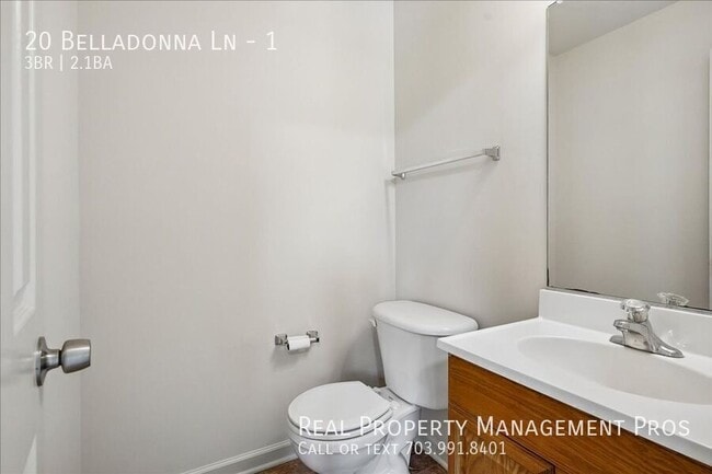 Building Photo - 20 Belladonna Ln