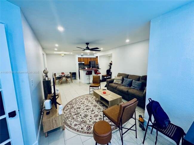 Building Photo - 2900 S University Dr