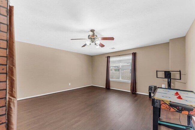 Building Photo - 11631 Trail Point Dr