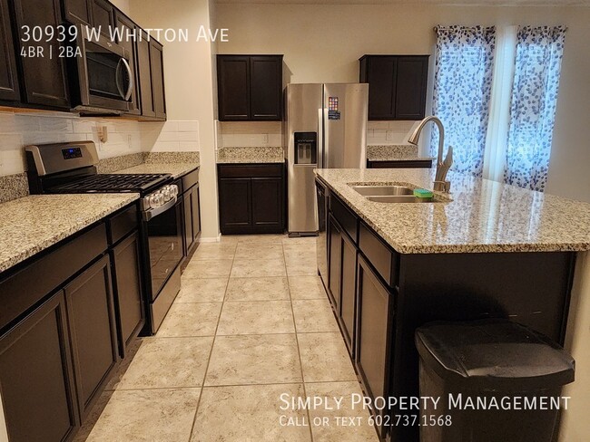 Building Photo - 30939 W Whitton Ave