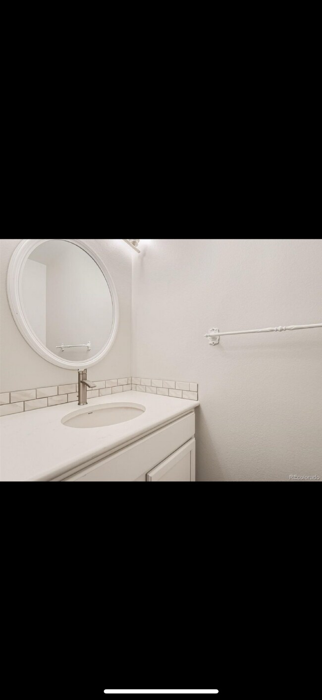 Building Photo - 1046 W 88th Ave