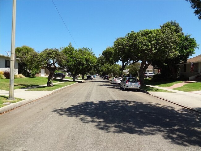 Building Photo - 6721 E La Marimba St