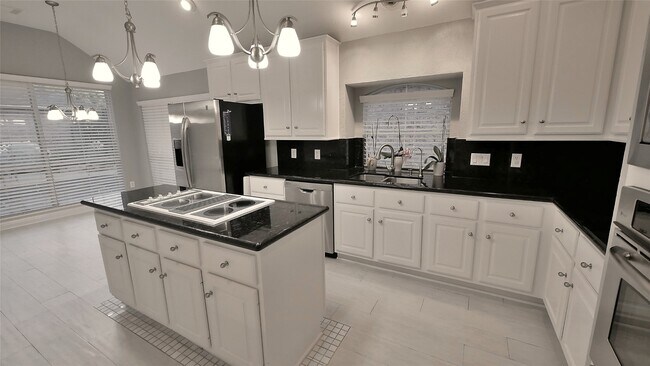 Building Photo - 1314 Caravelle Ct