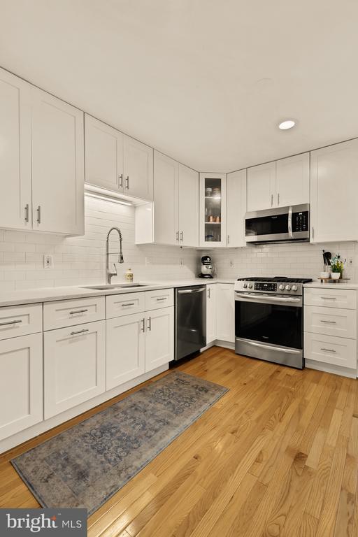 Building Photo - 11612 Galt Ave