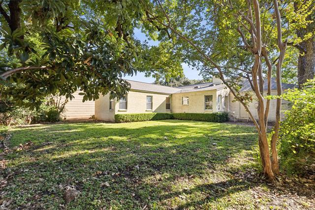 Building Photo - 3726 Westcliff Rd S