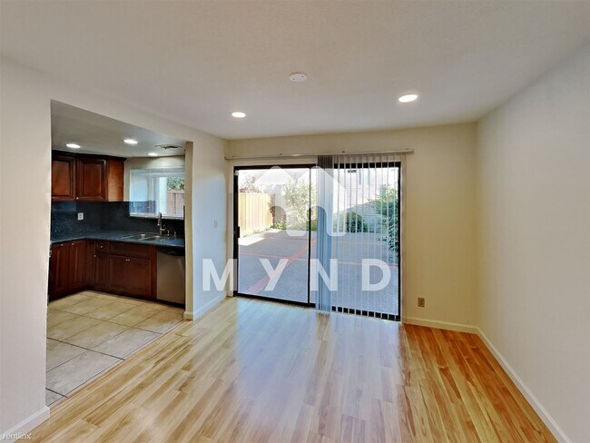 Building Photo - 3 br, 2.5 bath Townhome - 34320 Gadwall Cmn