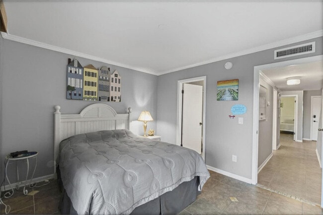 Building Photo - 890-A1A A1A Beach Blvd