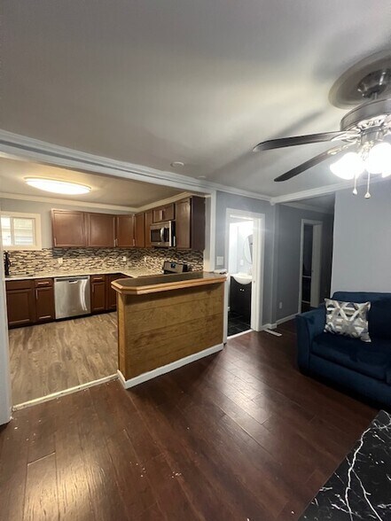 Building Photo - 109 Ashworth Pl