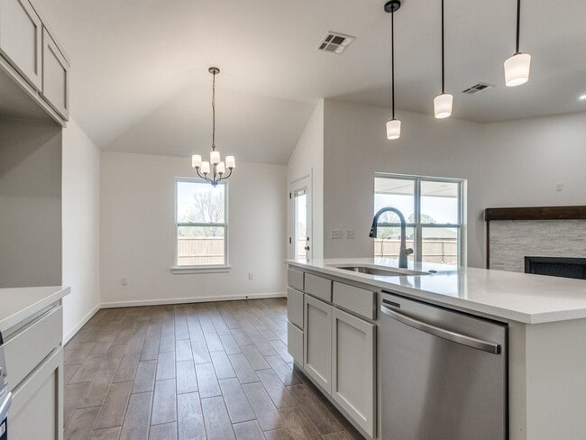 Building Photo - Beautiful New Home!