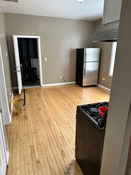 Building Photo - 1809 S Springfield Ave