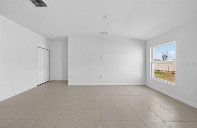 Building Photo - 5161 Green Belt Dr