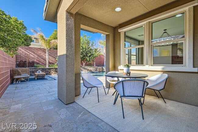 Building Photo - 5873 Skyfall Ct