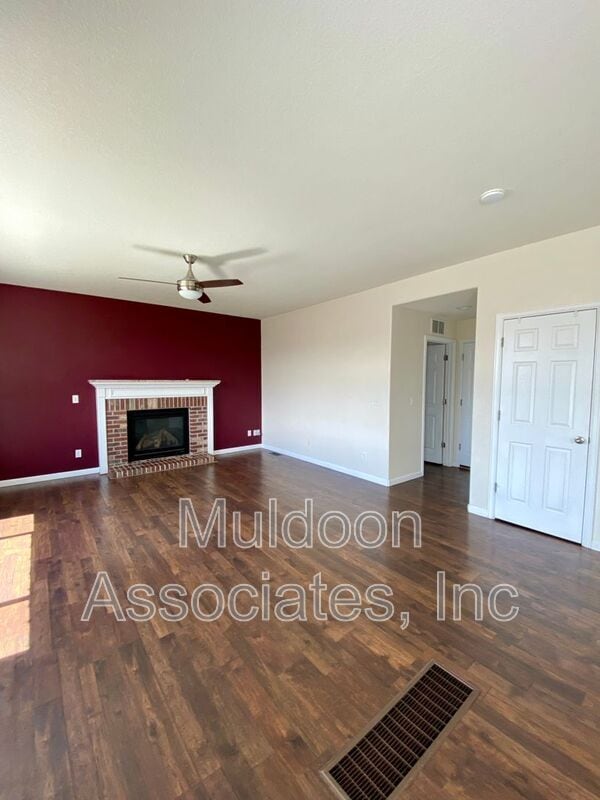 Building Photo - 7605 Dobbs Dr