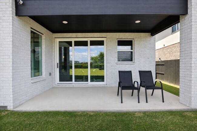 Building Photo - 7410 Wildrye Mdw Ln