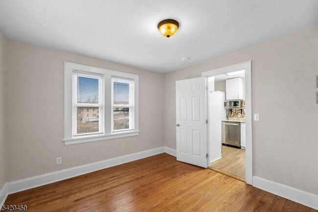 Building Photo - 36 Cortlandt Pl