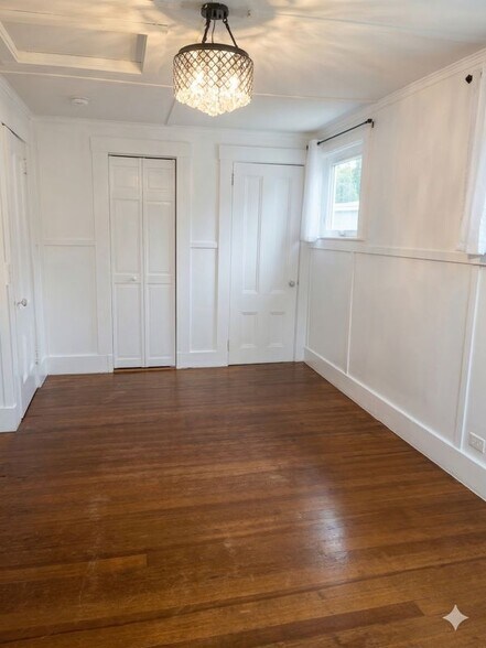 Building Photo - 7 Granite St