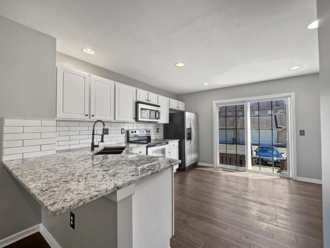 Building Photo - 6327 Royal Tern Crossing