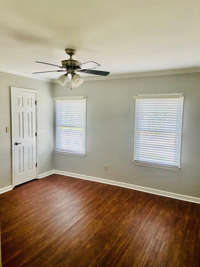 bedroom 2 - 1118 Old Roswell Rd