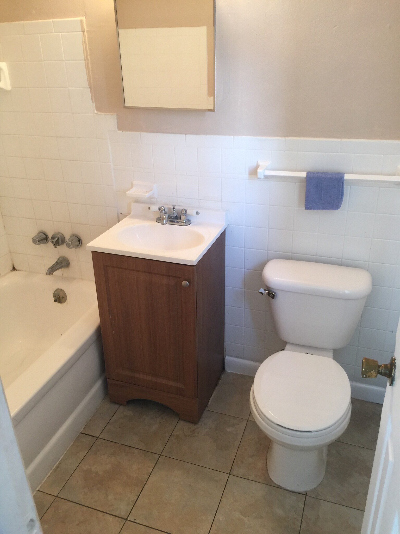 Bath - 3815 1st Avenue North