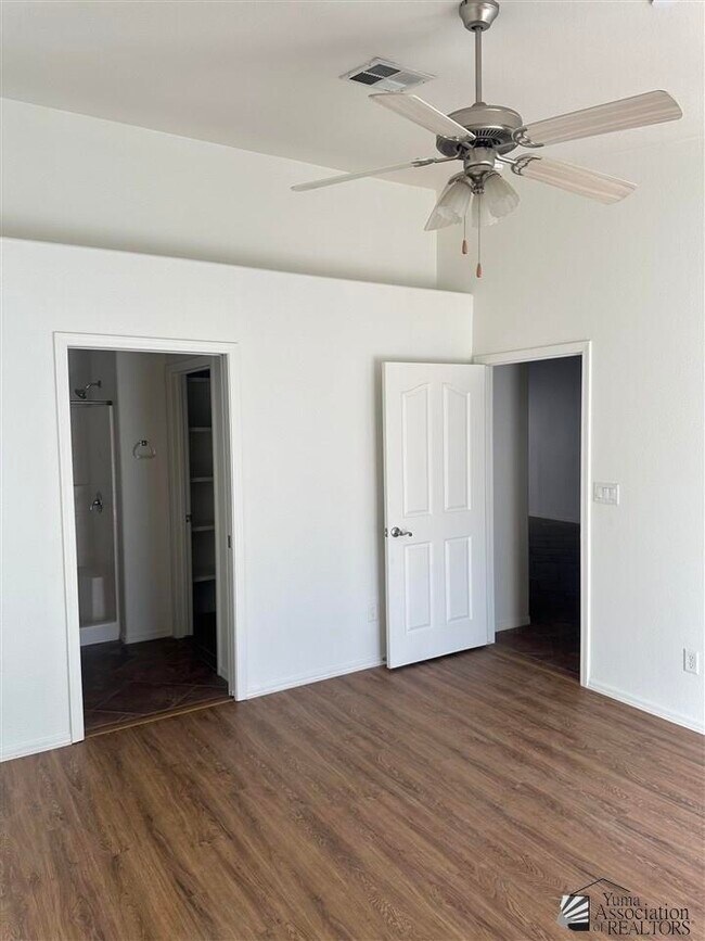 Building Photo - 3182 S Ragen Dr