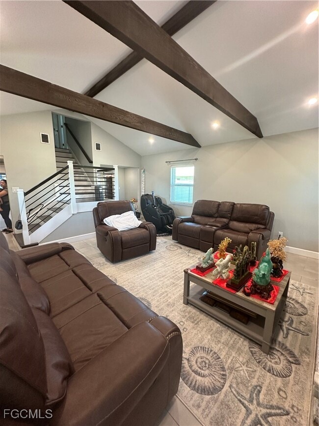 Building Photo - 2330 SE 8th Terrace