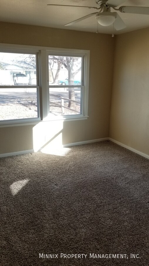 Building Photo - 3005 49th St