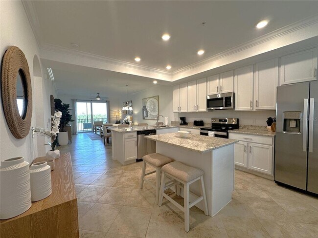 Building Photo - 14071 Heritage Landing Blvd