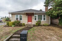 Building Photo - Rushbanks